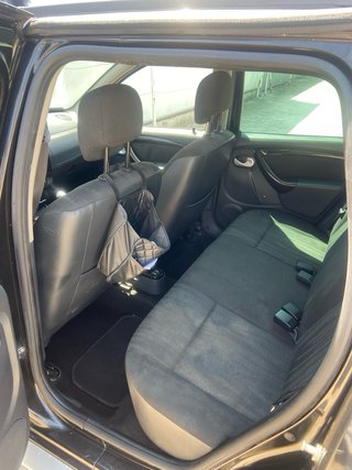 Dacia Duster 2011