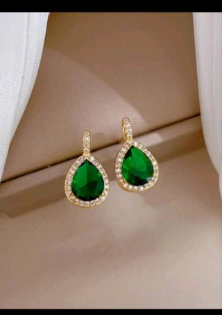 Conjunto Pendientes y Collar Moda