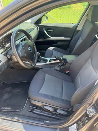 BMW 318 i gasolina