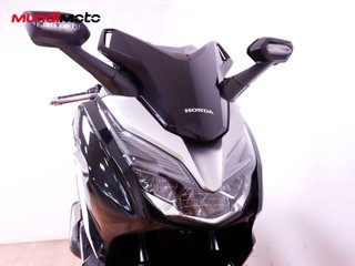 HONDA FORZA 300