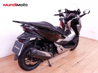 HONDA FORZA 300