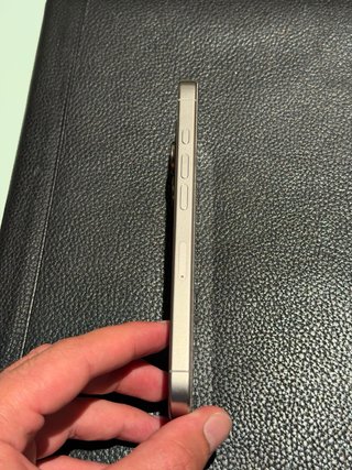 iPhone 16 Pro - Salud Batería 89%