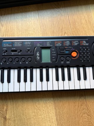Teclado Casio SA-77