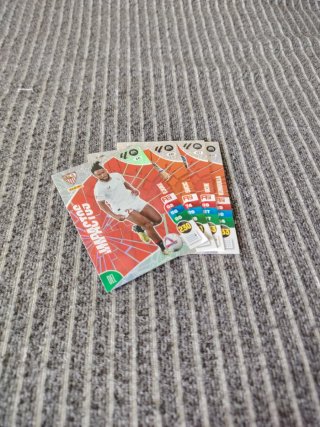 Cartas Adrenalyn 24-25 Colección Incompleta