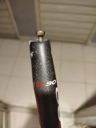 Tija sillín carbono EC90