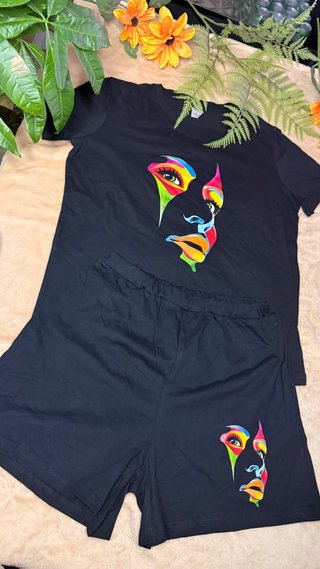 Conjunto camiseta y pantalón corto estampado