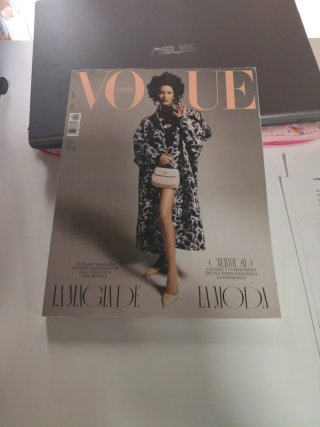 Revista Vogue marzo 2021