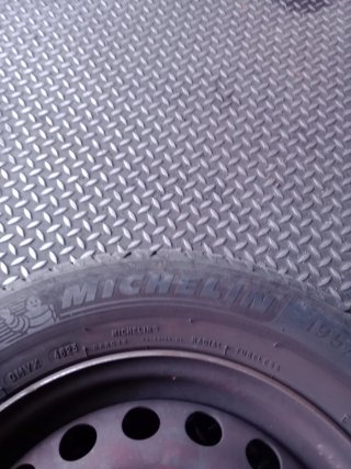 NEUMATICOS 194/65R15 91V