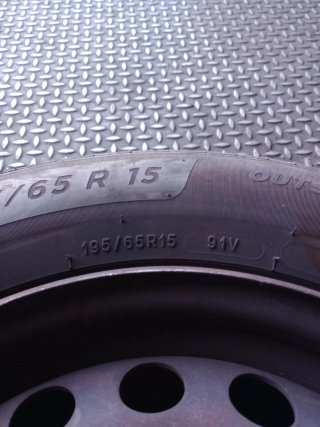 NEUMATICOS 194/65R15 91V