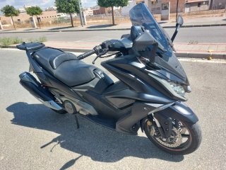 Moto Kymco AK 550 ABS 54cv Negra 2017 91.100km