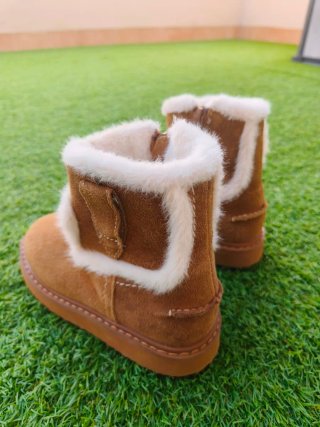 Botas Mango niña marrón y blanco. 29