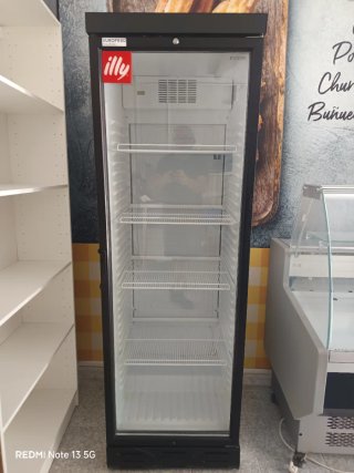 Vitrina Refrigeración Vertical EUROFRED