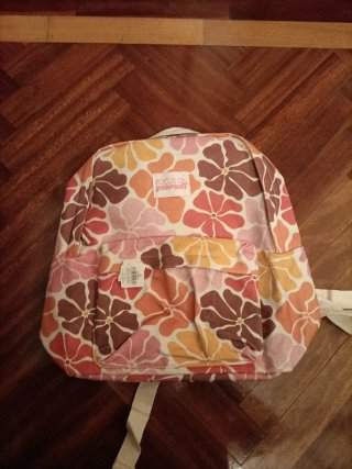 Mochila sin estrenar floral