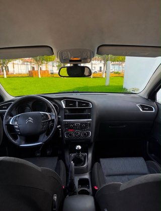 Citroen C4 2011