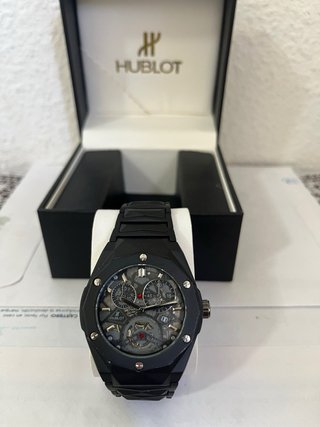 Reloj Hublot Quartz elegante