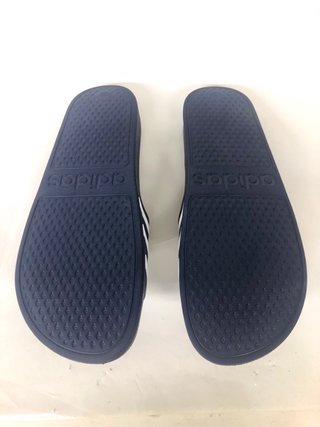 Chanclas Adidas Adilette talla 46/12