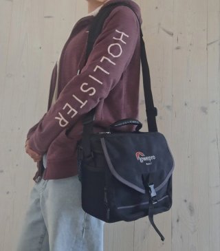 Lowepro Nova 2 AW – Bolsa para cámara