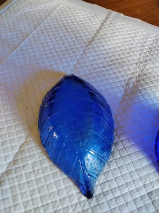 Vaso e posacenere in vetro soffiato blu