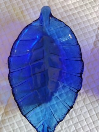 Vaso e posacenere in vetro soffiato blu