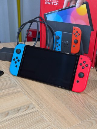 Ottimo Stato! Nintendo Switch OLED Completa