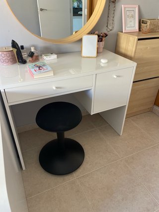 Taburete IKEA Negro