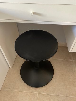 Taburete IKEA Negro