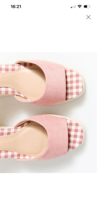 Zapatillas de esparto con cuña y lazo