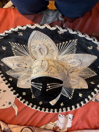 Gorro de Mariachi Negro y Blanco