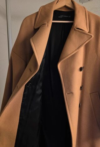 Abrigo Zara Oversize Beige XL