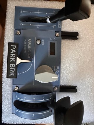 Ursa Minor 32 - Panel de Control de Avión