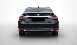 Lexus ES 2025