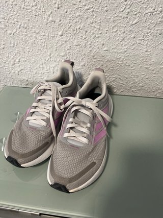 Zapatillas Adidas Gris y Rosa