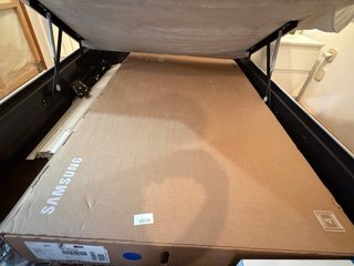 TV Samsung 4K QLED 65’ QE65Q60BAU + mando + caja