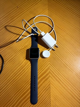 Apple Watch Serie 1 42mm + Cargador