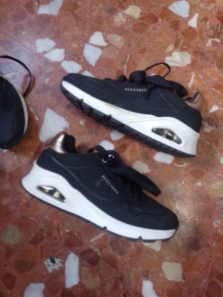 Zapatillas Nike y Skechers Talla 36