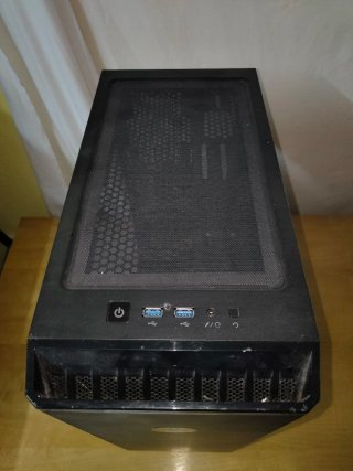 Caja Corsair Carbide (Sin Cristal)