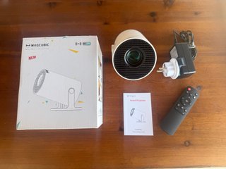 Proyector Smart MAGCUBIC HY300Pro