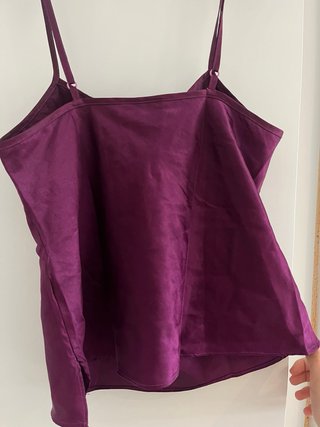 Blusita morada bordada con lazo