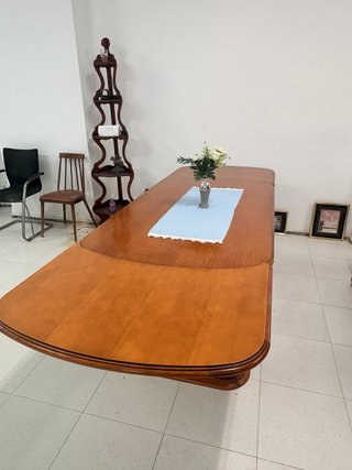 Mesa de comedor extensible de madera