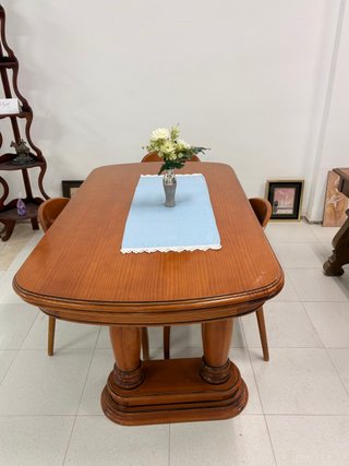 Mesa de comedor extensible de madera