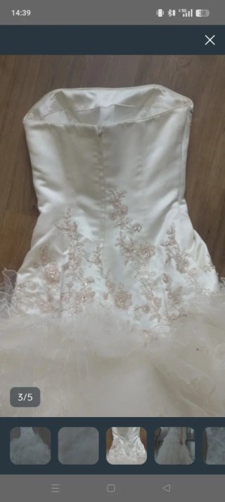 Vestido de Novia con Volantes