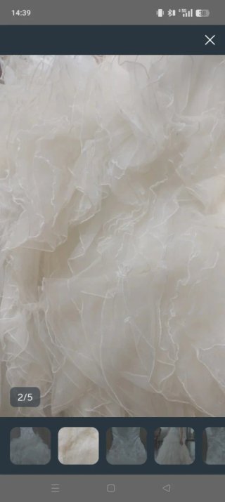 Vestido de Novia con Volantes