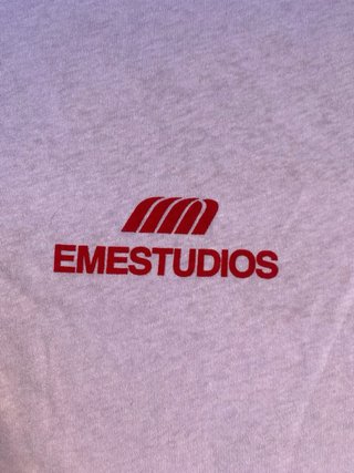 Camiseta Eme Studios Manga Larga Rosa