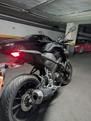 Yamaha MT-125 Negra