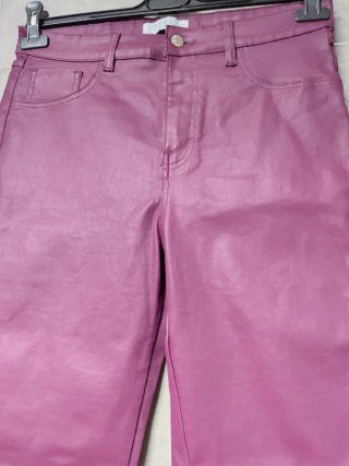 Pantalones pitillo morados