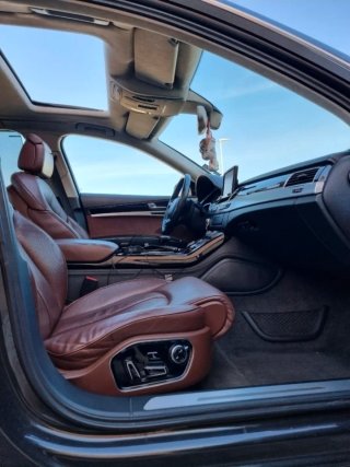 Audi A8 2011