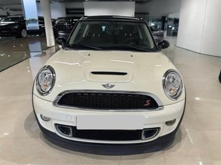 MINI Clubman 2011