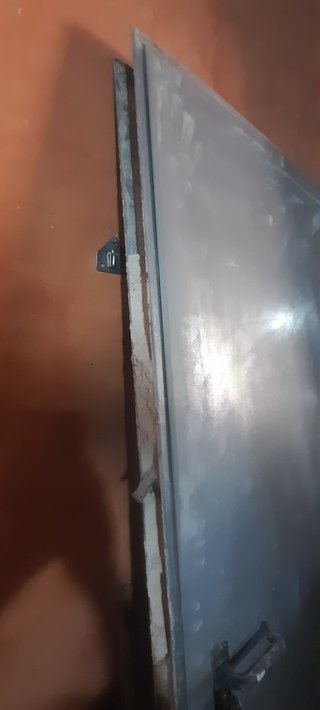 Puerta trastero completa