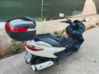 Suzuki Burgman UH 125cc Scooter
