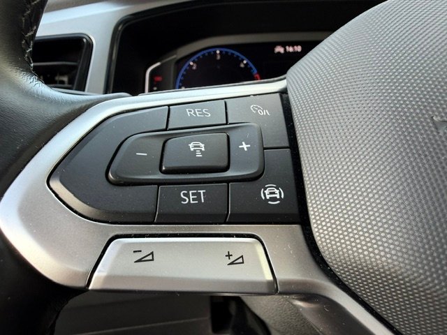 Volkswagen T-Roc Life 2.0 TDI DSG 2023, foto 17